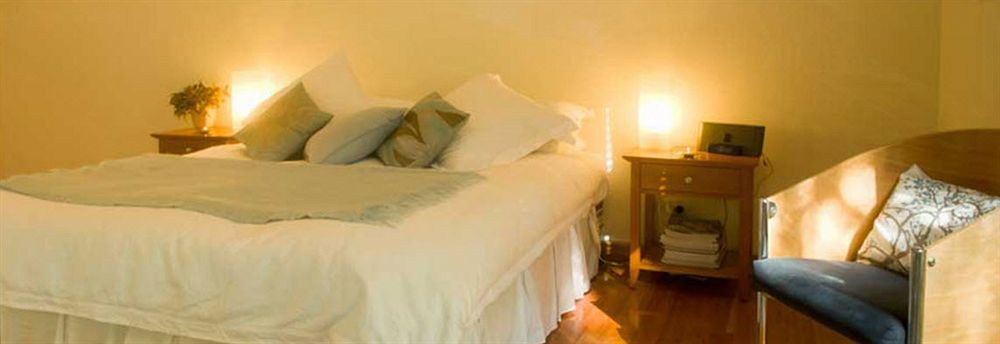 Cladich Pavilions Bed And Breakfast Aldgate Extérieur photo