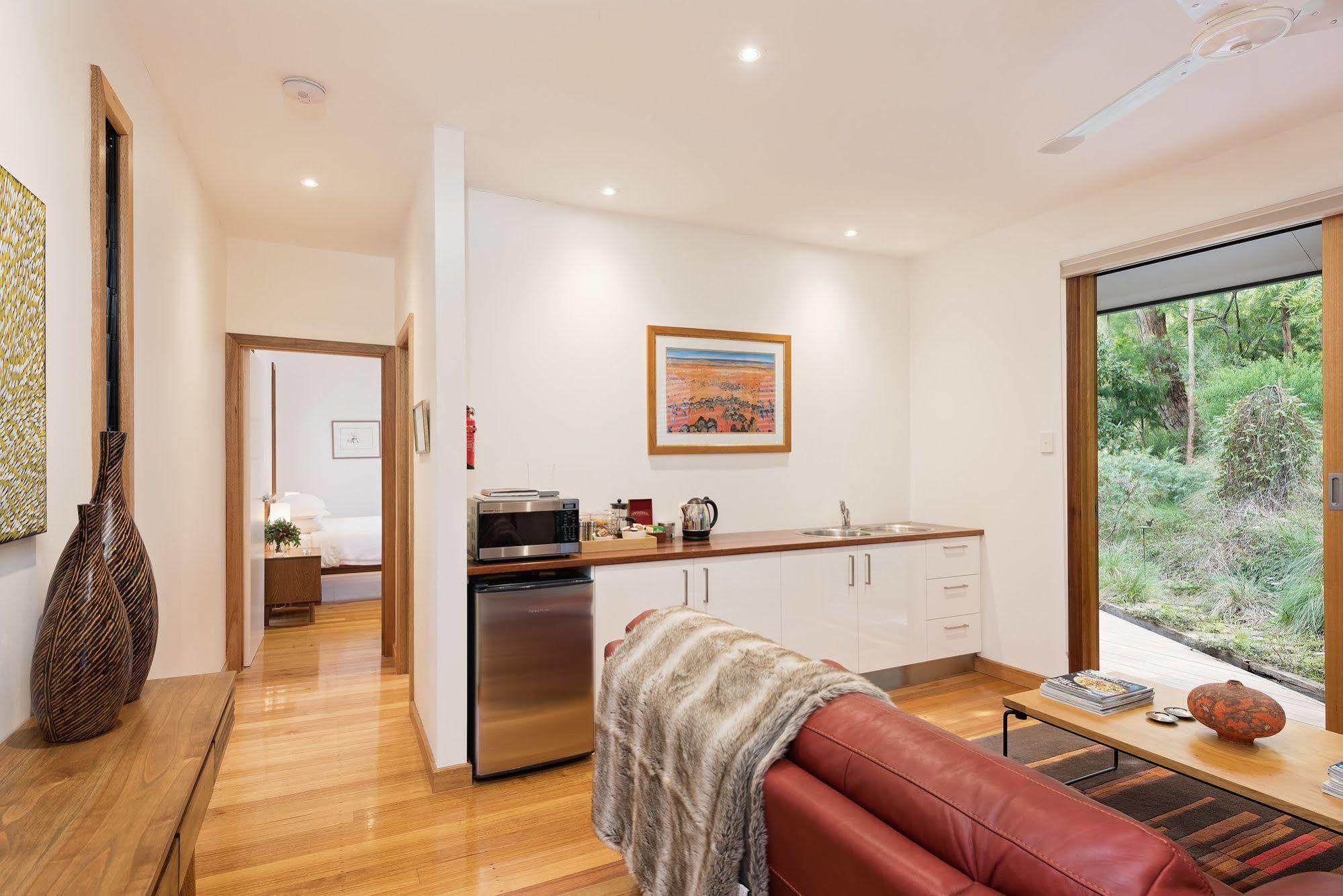 Cladich Pavilions Bed And Breakfast Aldgate Extérieur photo
