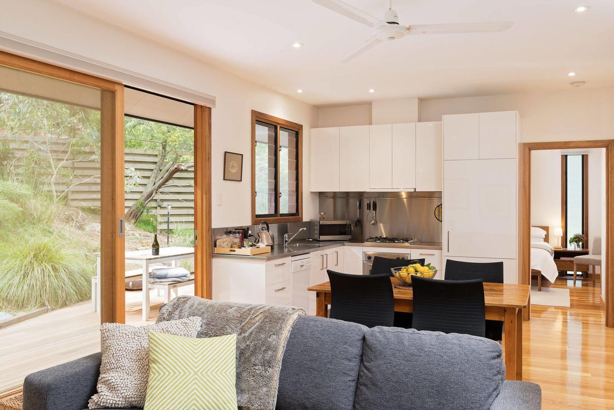 Cladich Pavilions Bed And Breakfast Aldgate Extérieur photo